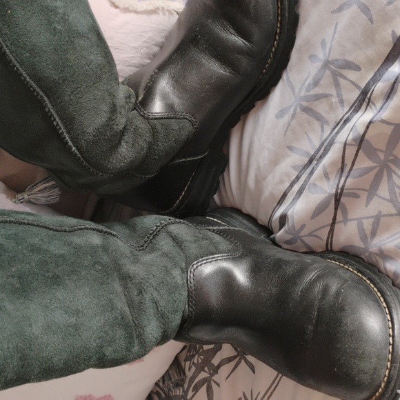 UGG Black Winter & Rain Boots - Picture 3 of 6